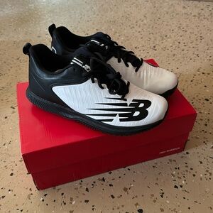 New Balance FuelCell FUSE v3 Turf Trainer